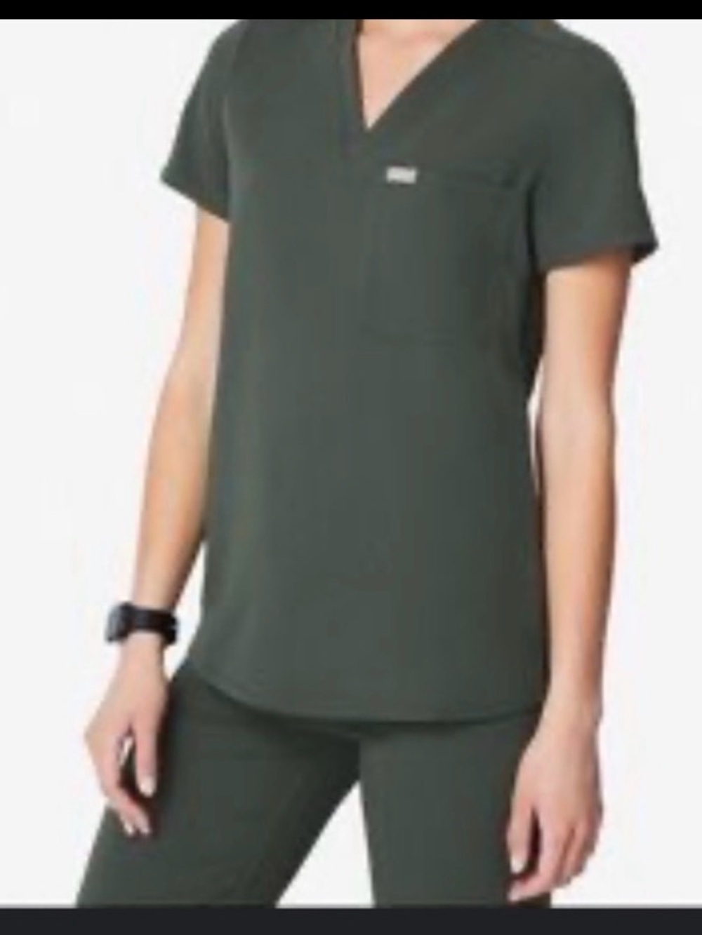 FIGS Women's Scrub Set